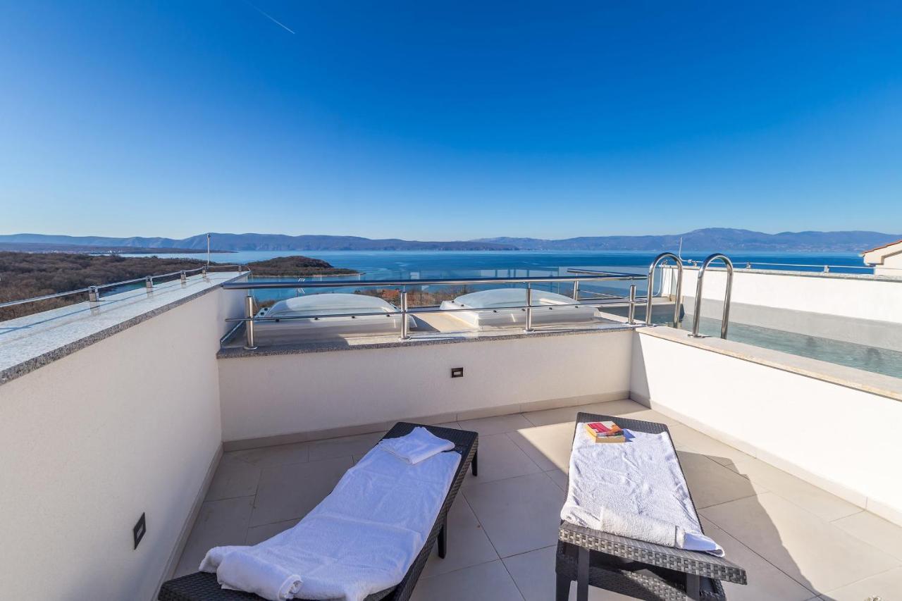 Apartments Solis Lacus Penthouse ニヴィーチェ エクステリア 写真