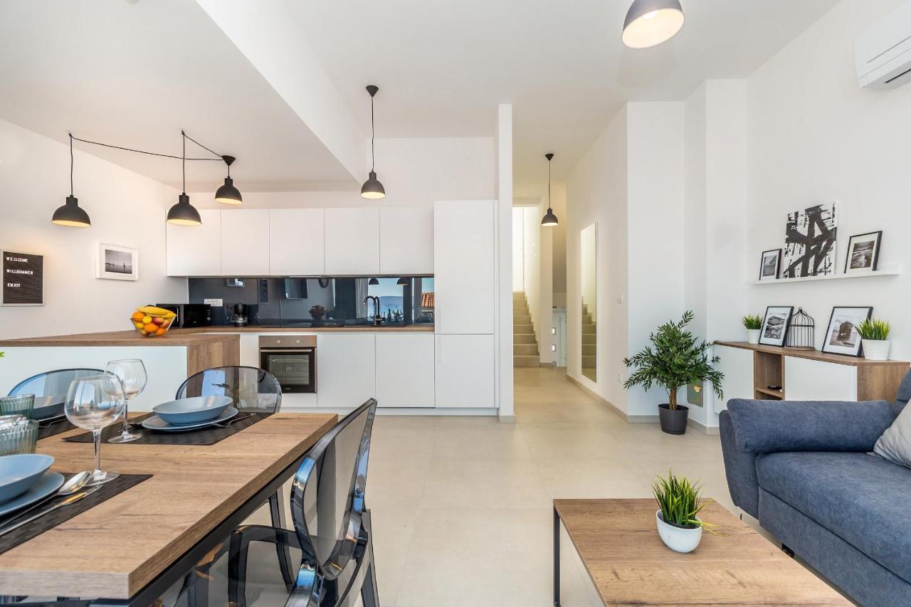 Apartments Solis Lacus Penthouse ニヴィーチェ エクステリア 写真