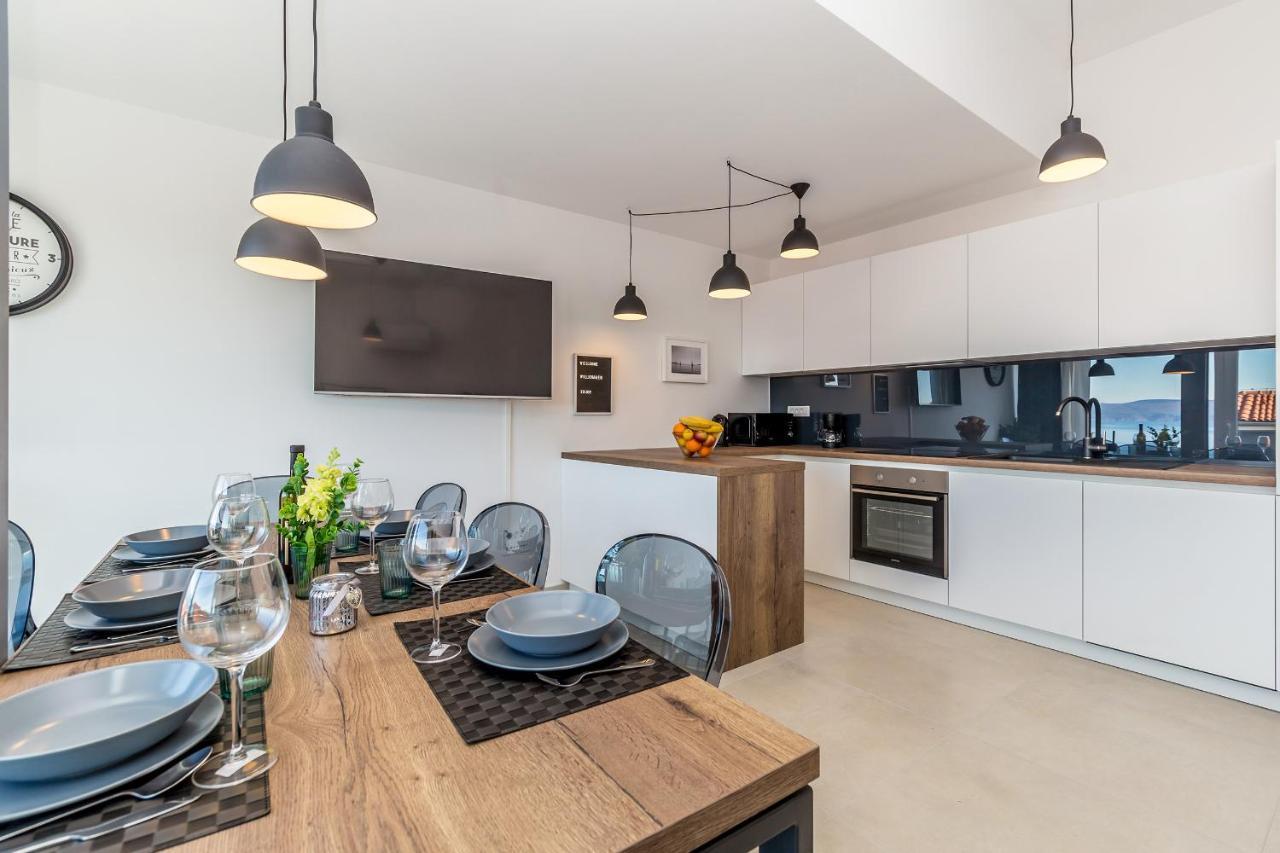 Apartments Solis Lacus Penthouse ニヴィーチェ エクステリア 写真