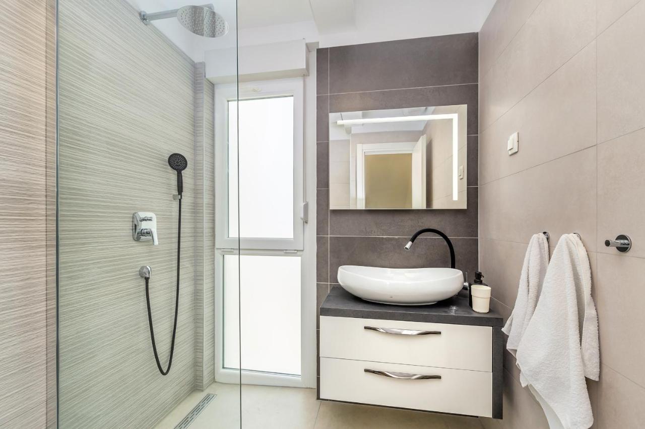 Apartments Solis Lacus Penthouse ニヴィーチェ エクステリア 写真