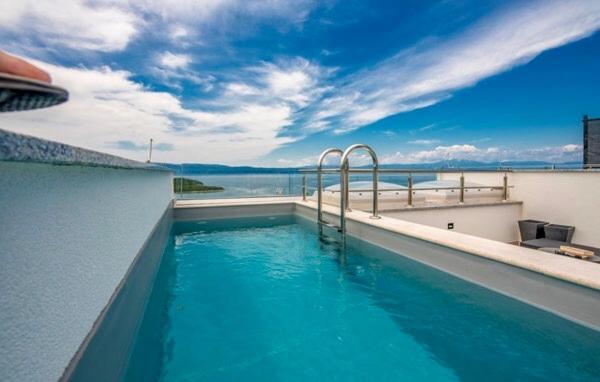 Apartments Solis Lacus Penthouse ニヴィーチェ エクステリア 写真