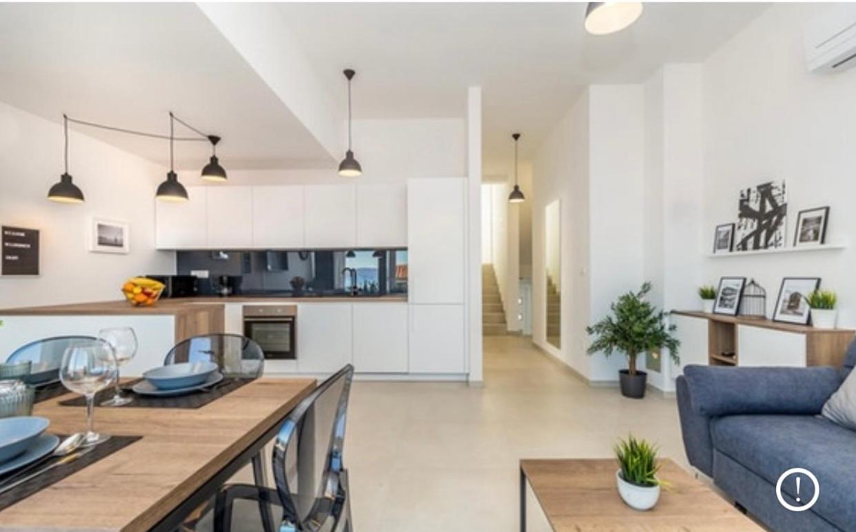 Apartments Solis Lacus Penthouse ニヴィーチェ エクステリア 写真